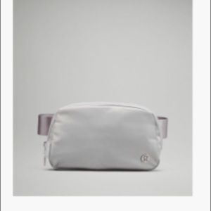 Lululemon Silver Drop Everywhere Bag
